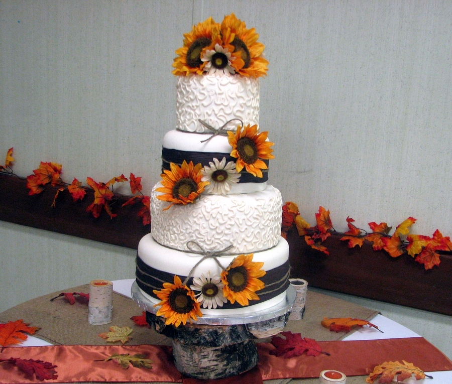 Sunflower And Daisy Wedding