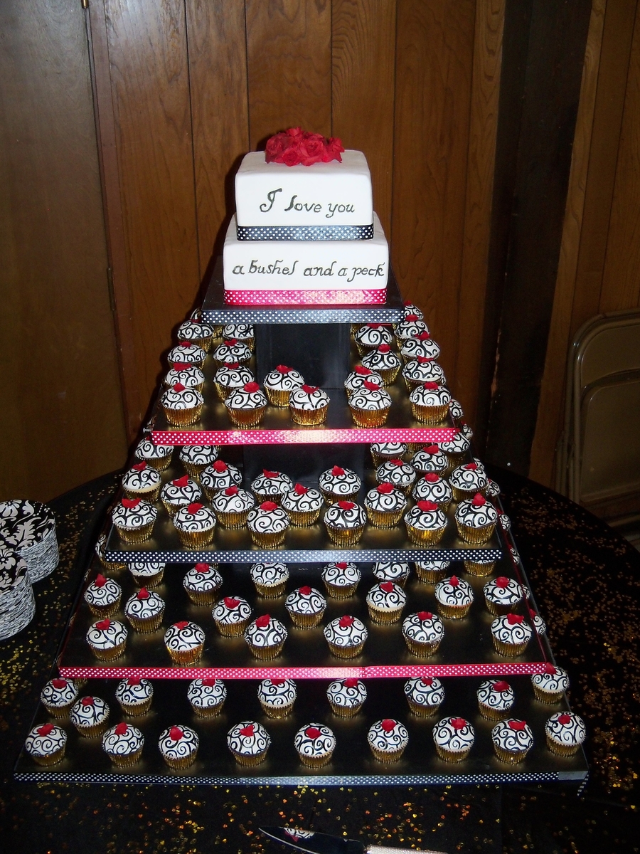 256 Serving Cupcake Tower