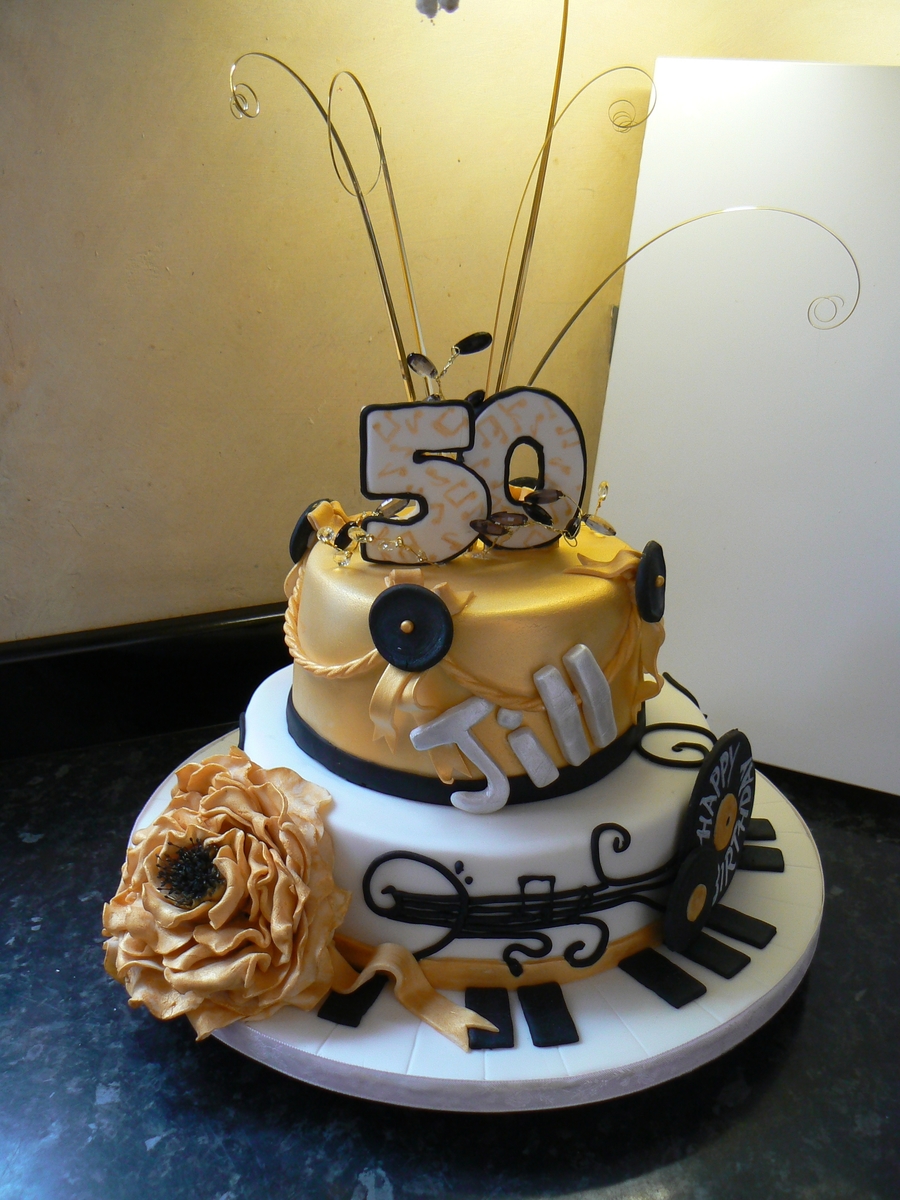 A Music Themed Cake A Music Themed Cake