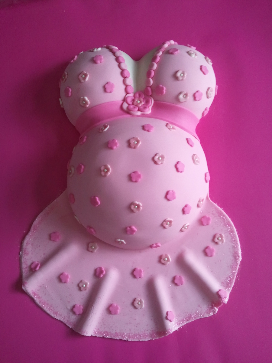 Pregnant Belly Cake