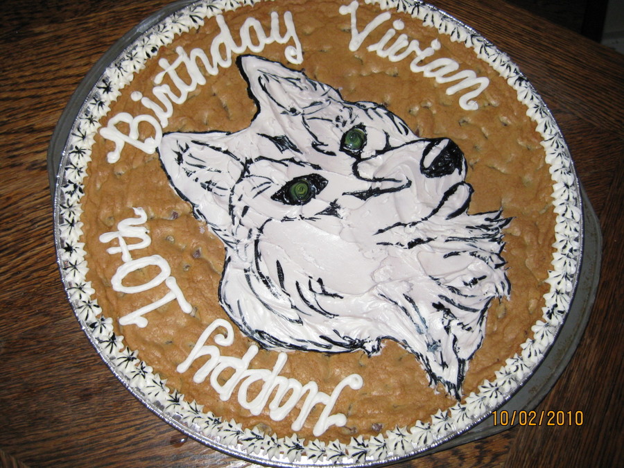 Wolf Cookie Cake