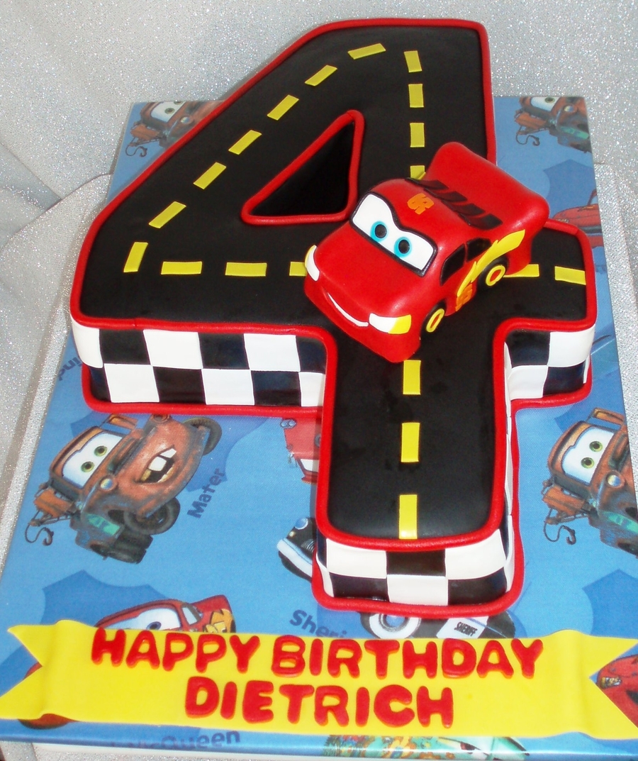 How To Make An Easy Lightning Mcqueen Cake How To Make An Easy Lightning Mcqueen Cake