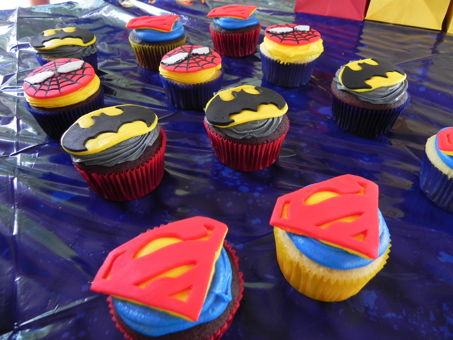 Superhero Cupcakes Cakecentralcom