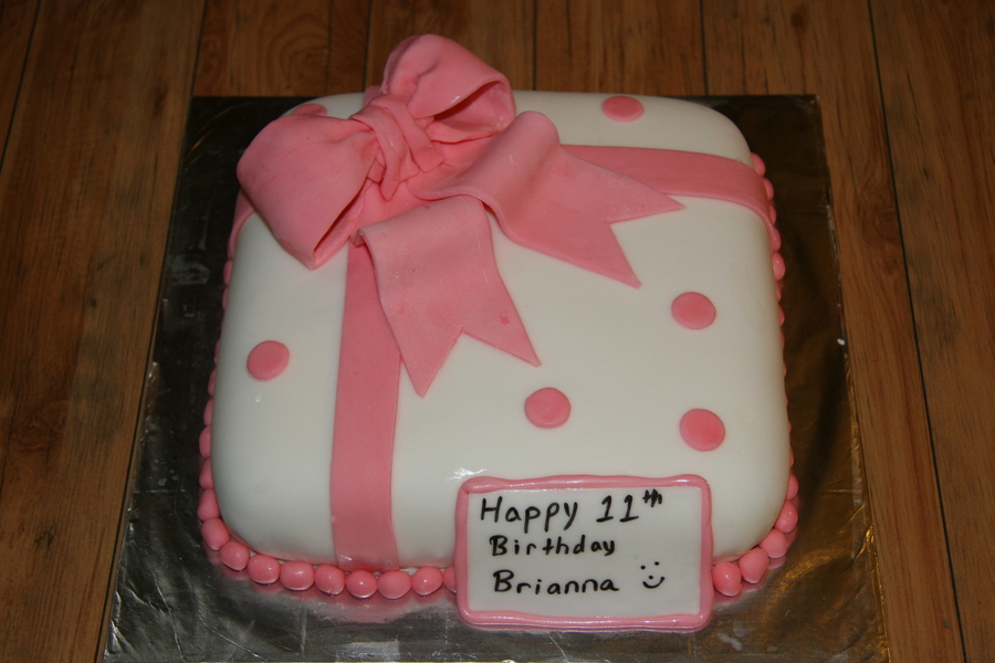 Brianna’s Birthday Cake - CakeCentral.com