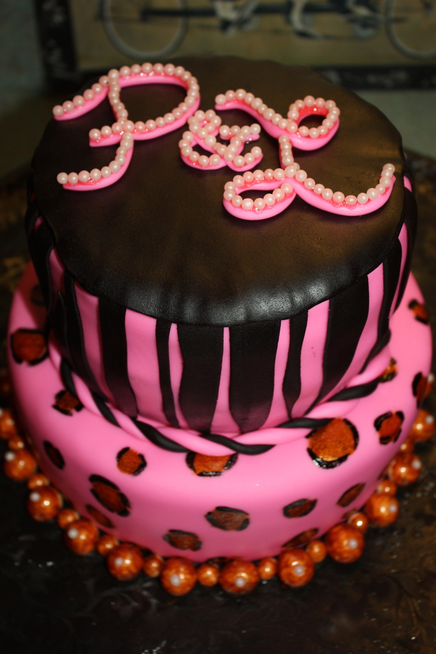 cheetah-zebra-print-birthday-cake-cakecentral