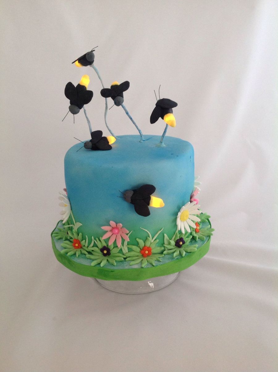 Lightning Bugs Actually Light Up - CakeCentral.com