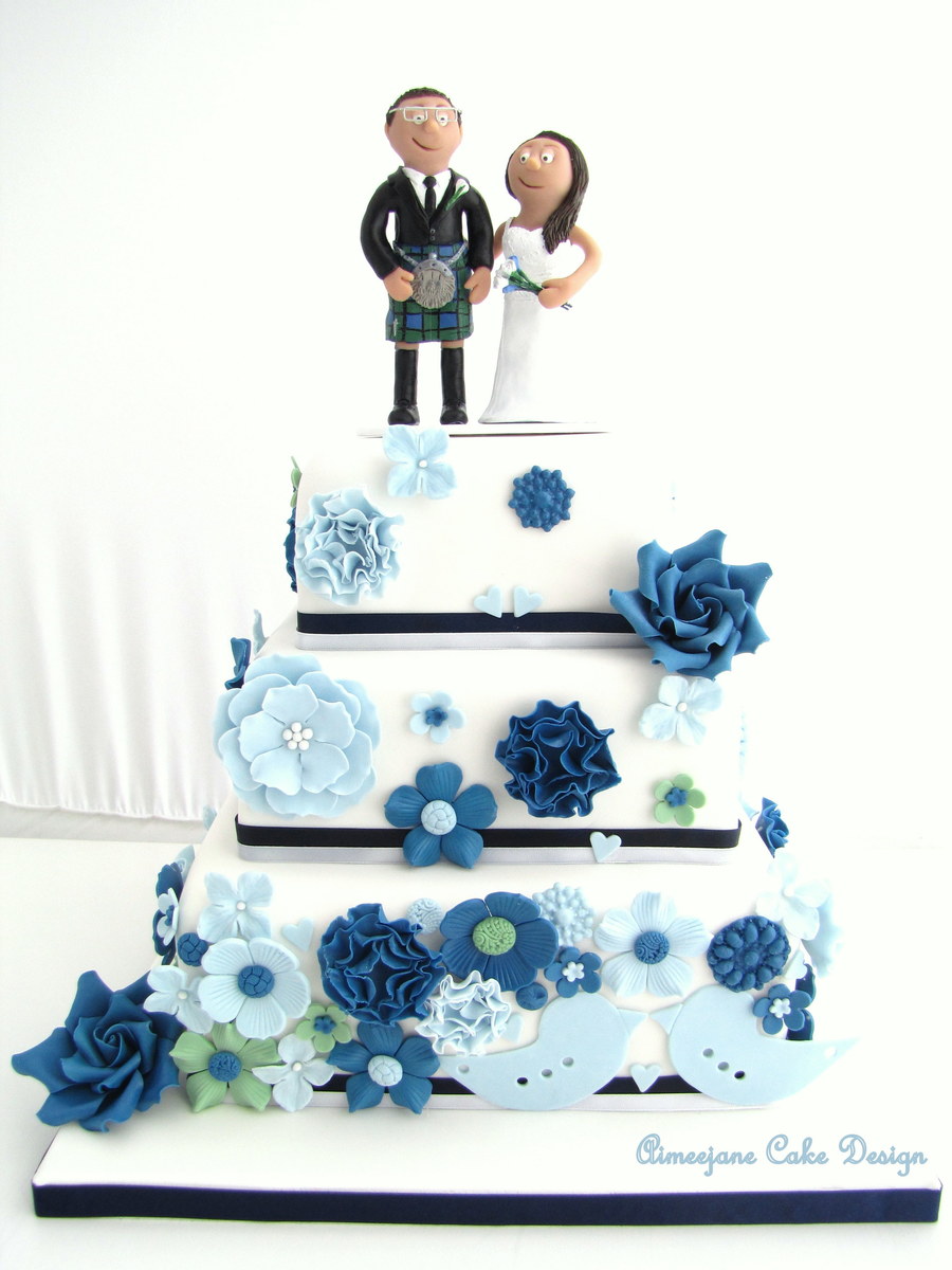 Silver & Royal Blue Wedding Cake by Creme de la Creme Bali | Bridestory.com