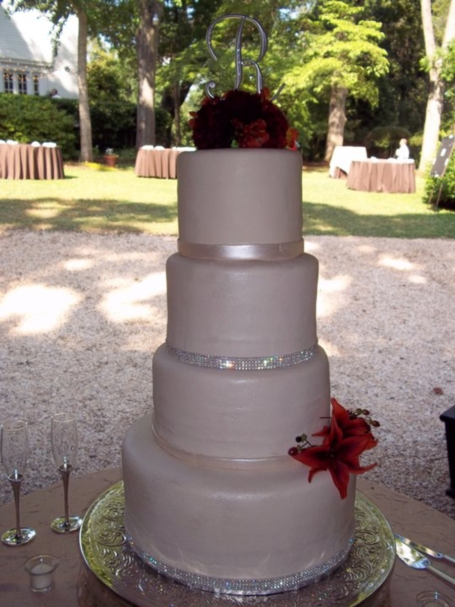 Diamond Bands Wedding Cake