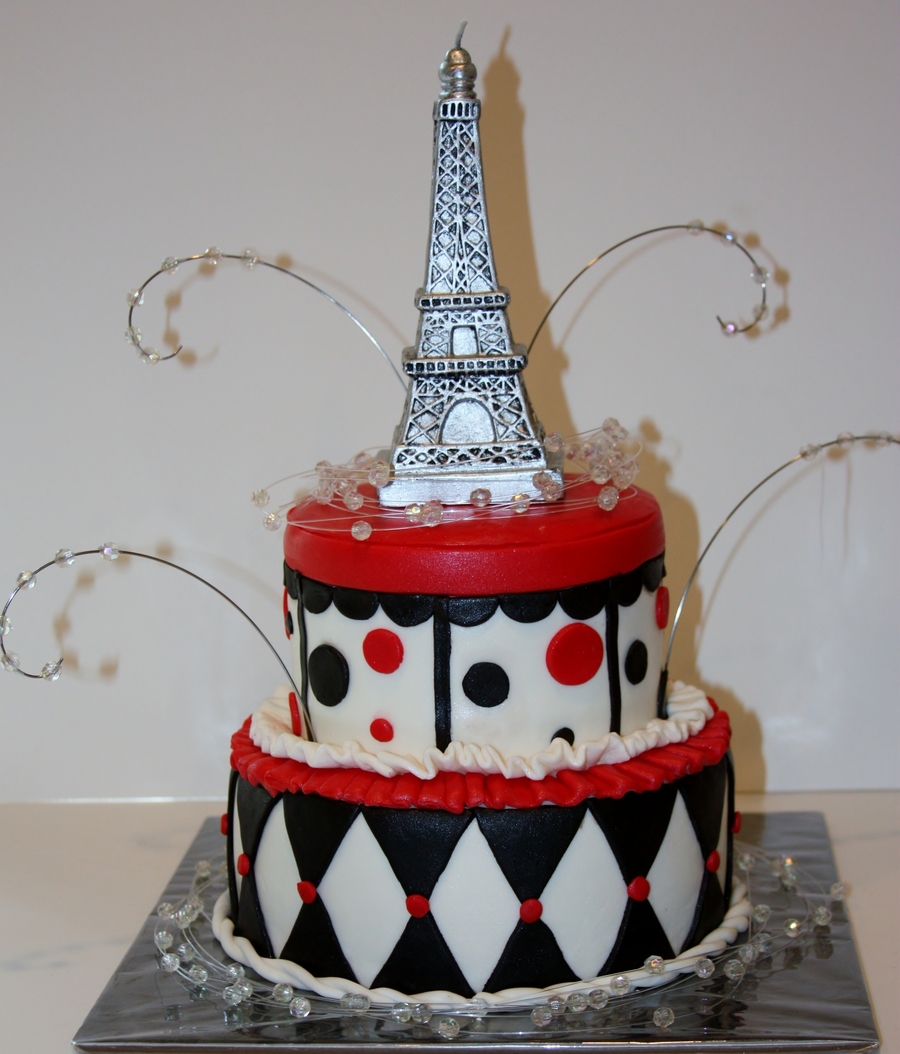 paris eiffel tower themed