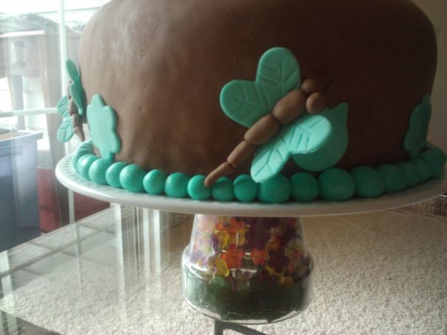 Almond Joy Cake In Fondant