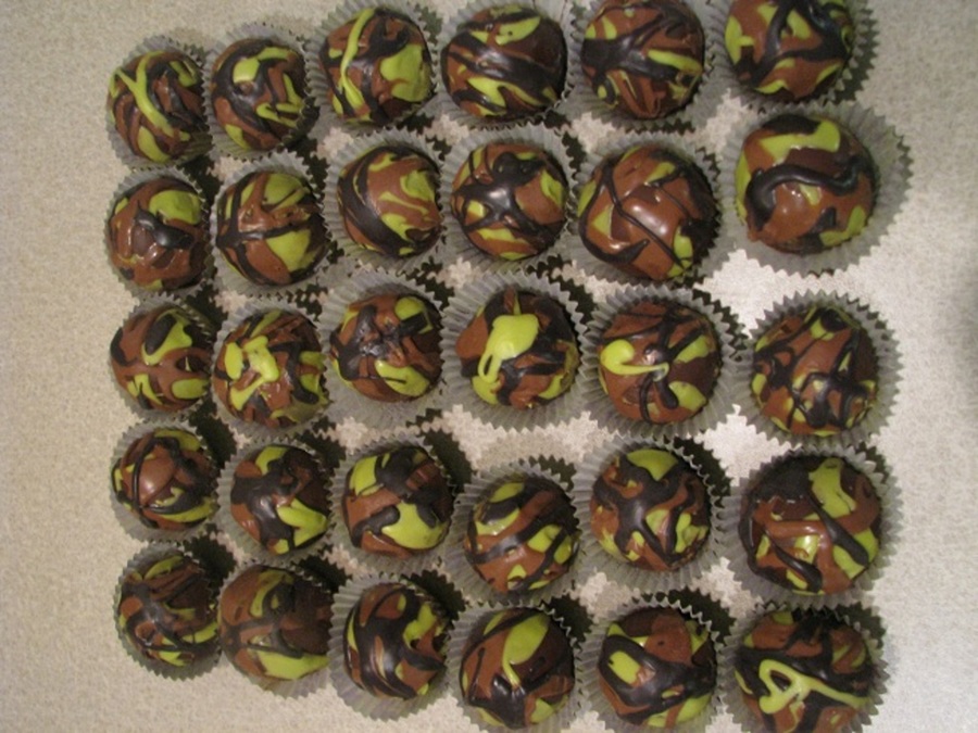 Red Velvet Cake Balls Dipped In Dark Chocolate Red Velvet Cake Balls Dipped In Dark Chocolate