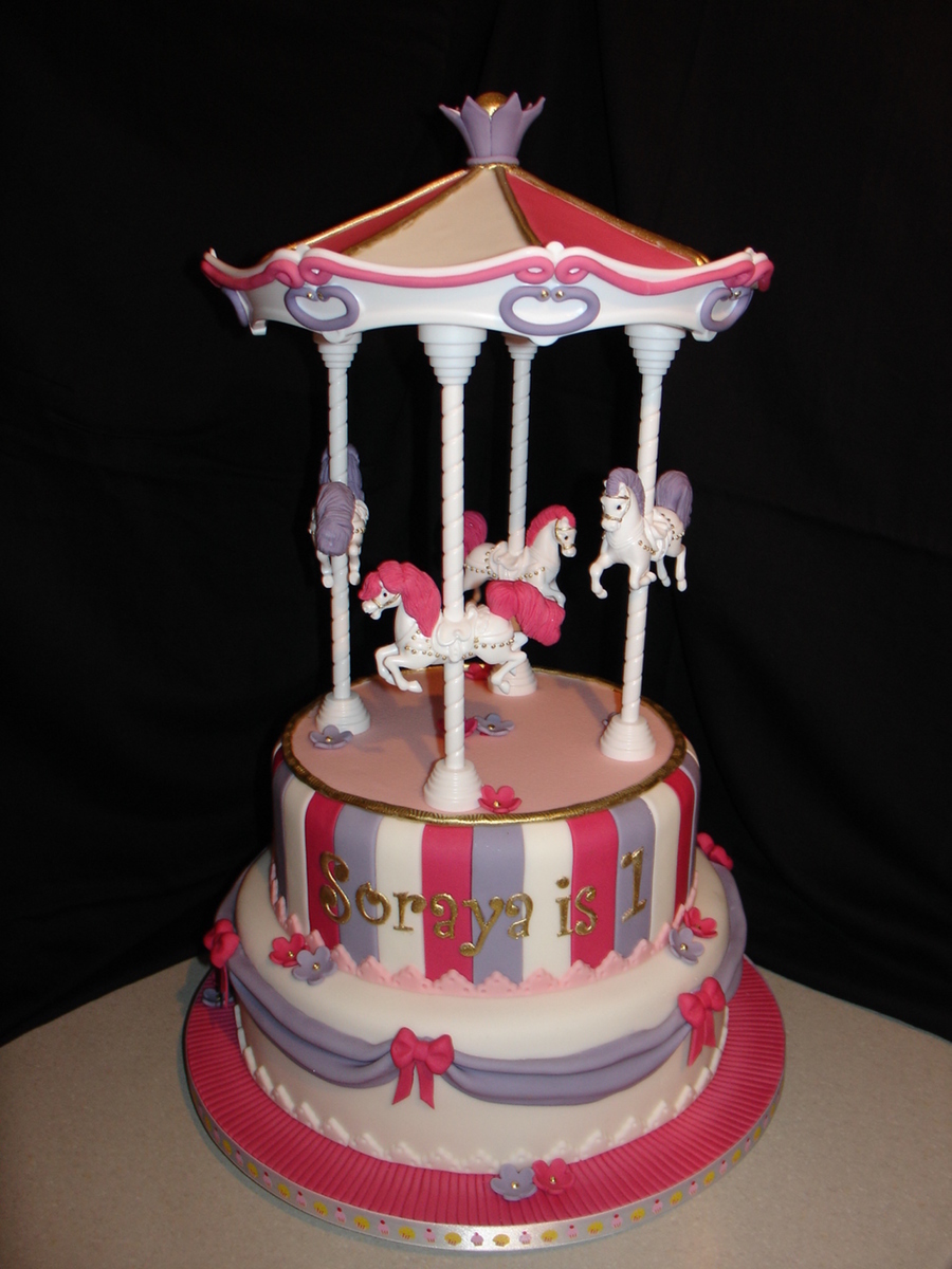 1St Birthday Carousel Fondant Cake - CakeCentral.com