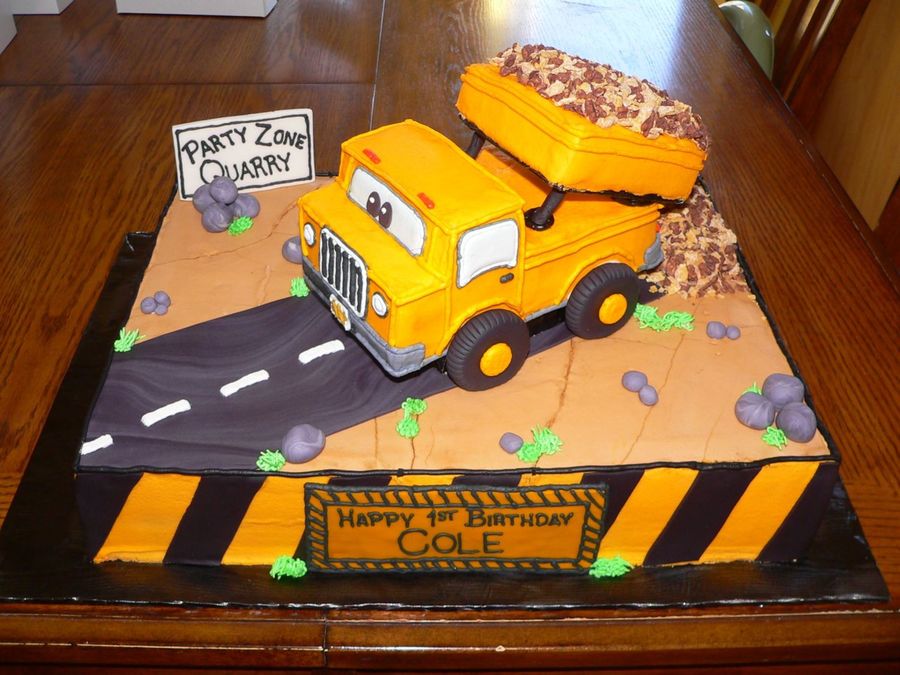 Construction Pals 1st Birthday Cakecentral Com
