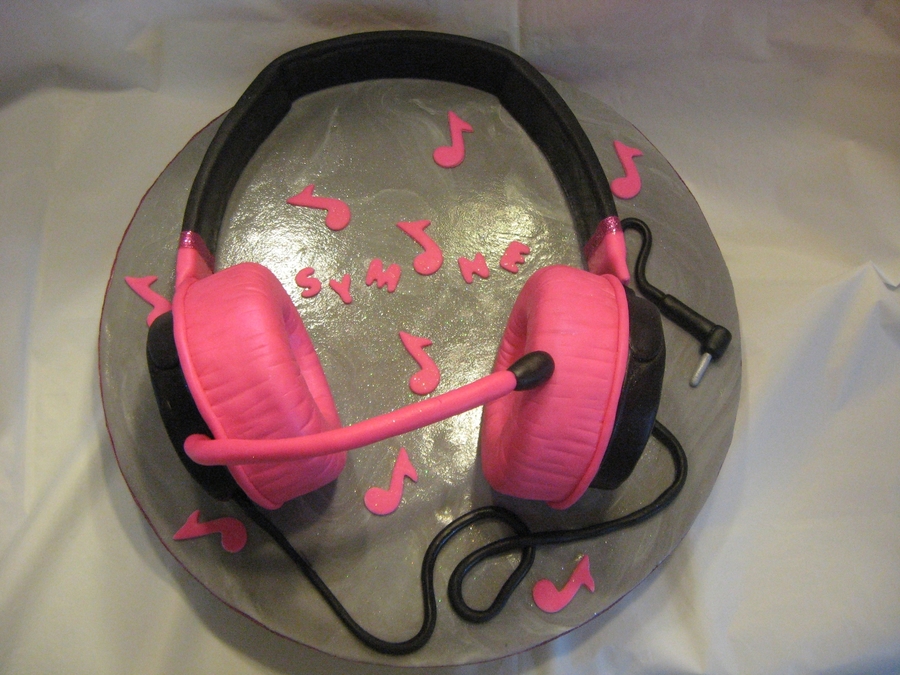 Headphones Birthday Cake