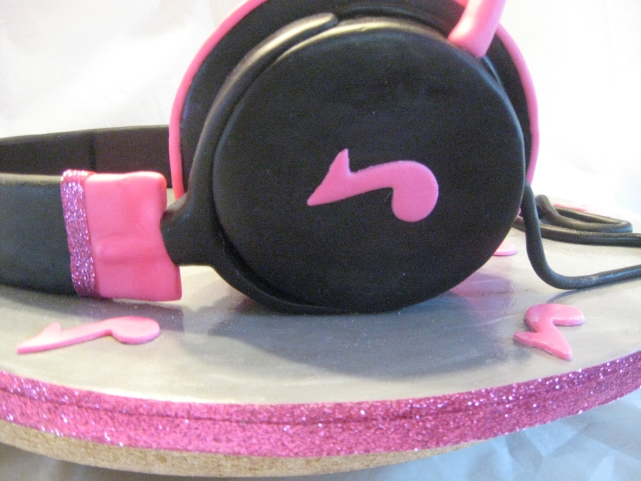 Headphones Birthday Cake