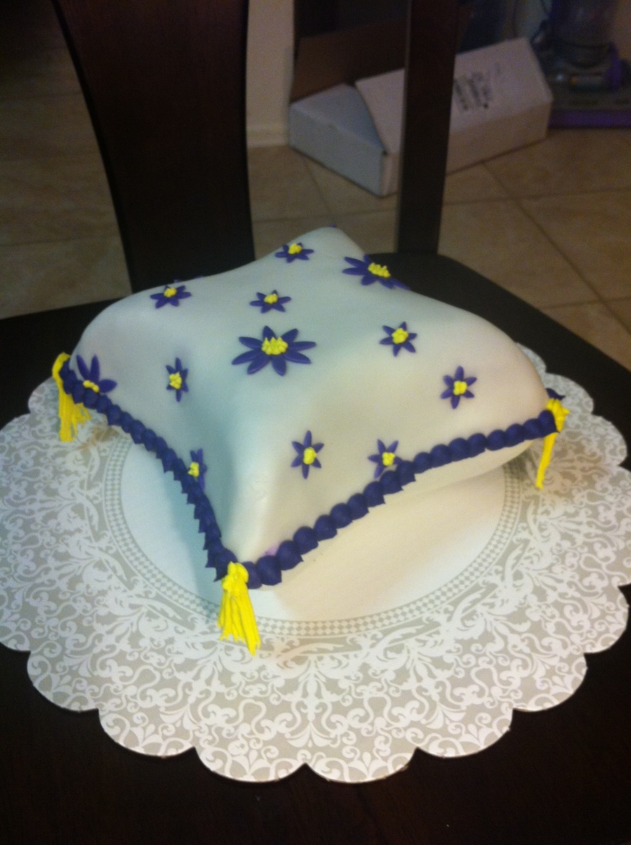 Pillow Cake
