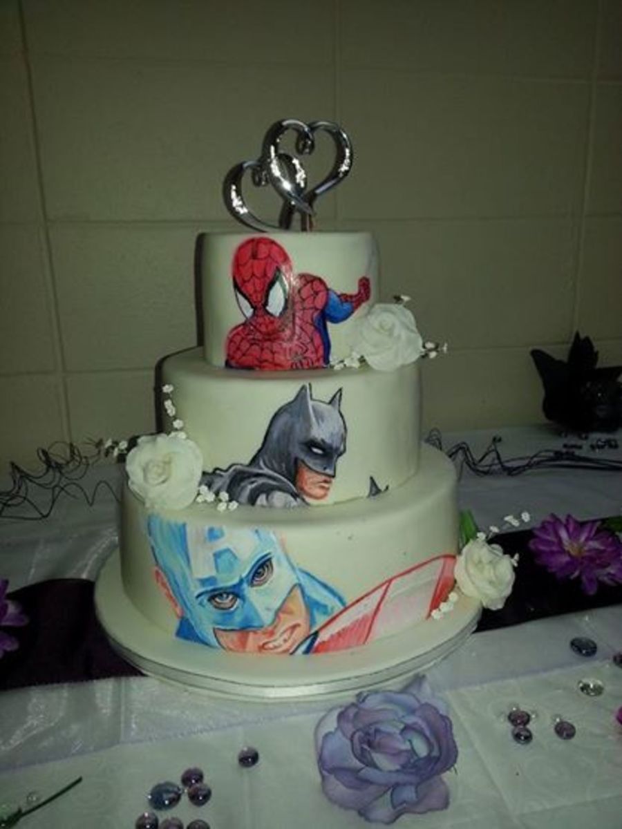 Hand Painted Superhero Wedding Cake - CakeCentral.com Hand Painted Superhero Wedding Cake - CakeCentral.com
