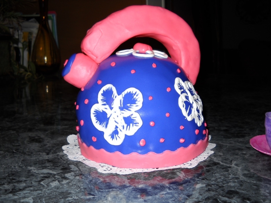 Ruthi's Tea Kettle