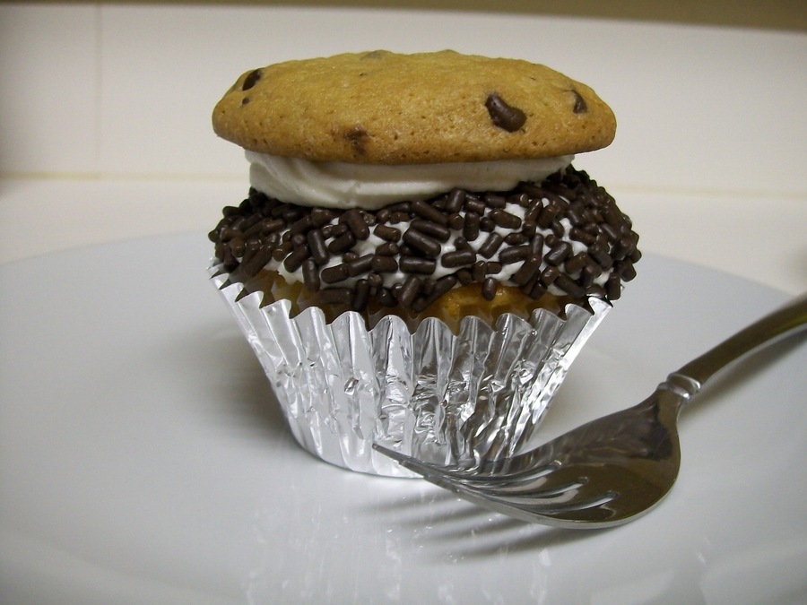 Chocolate Chip Cookie Cupcake