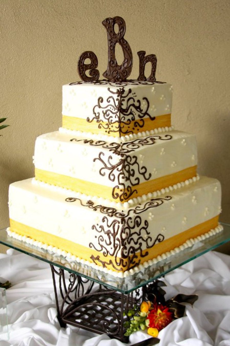 Cake On The Square Savannah