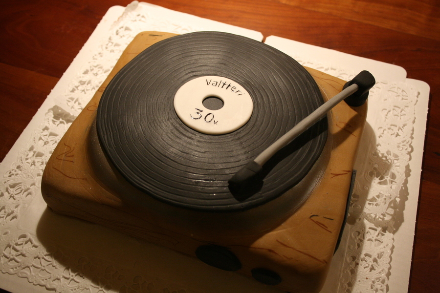 Record Player Cake