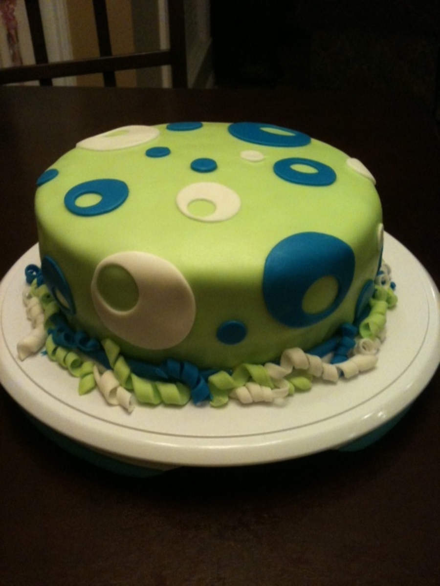 Green And Blue Circle Cake - CakeCentral.com