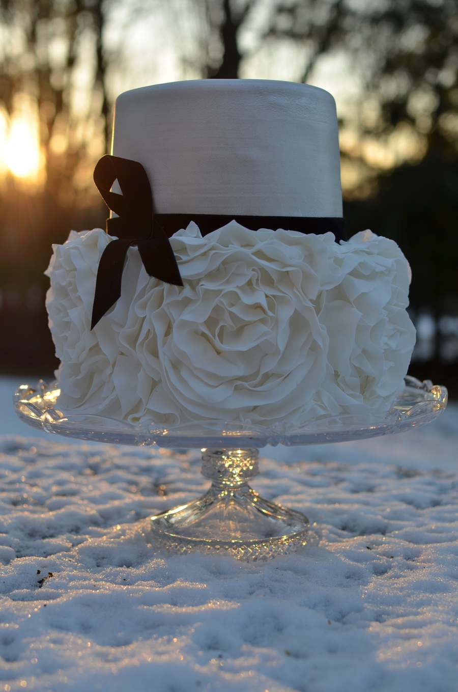Rosette Ruffle Cake With Pearlized Fondant