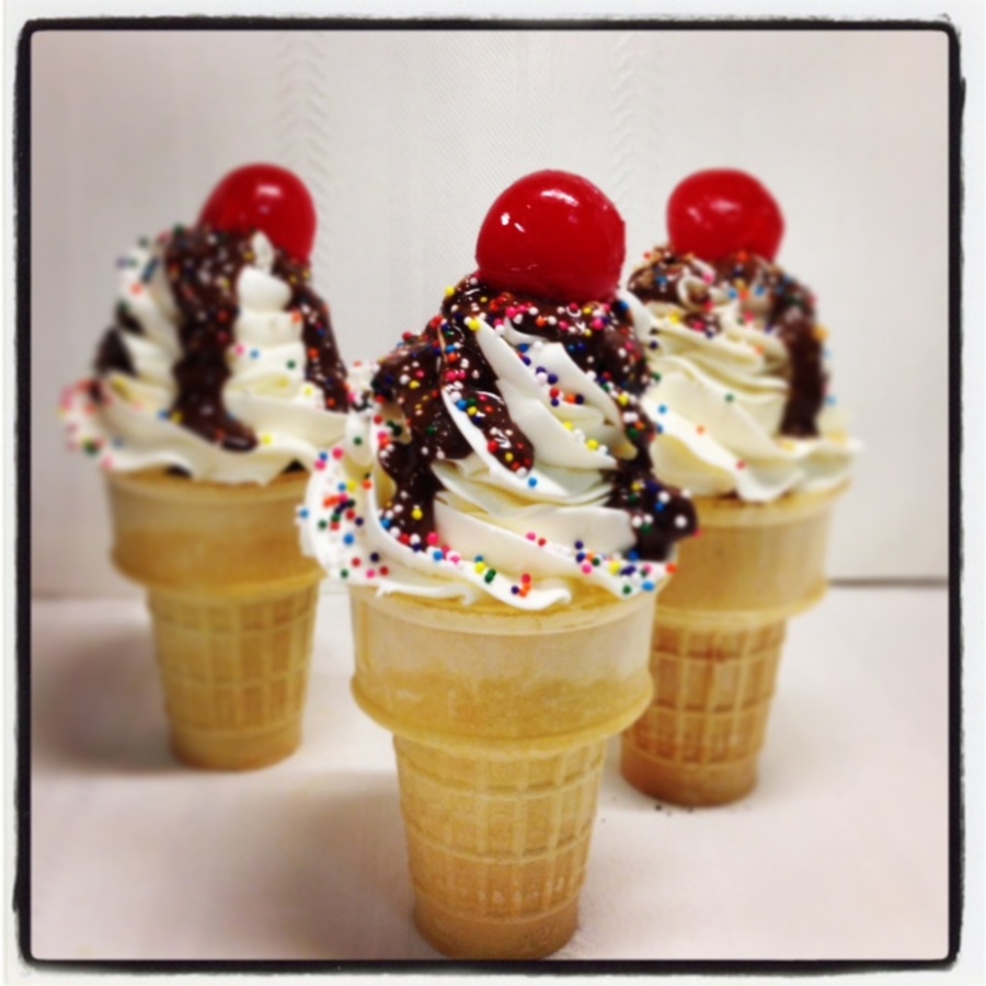 'ice Cream Sundae' Cupcakes