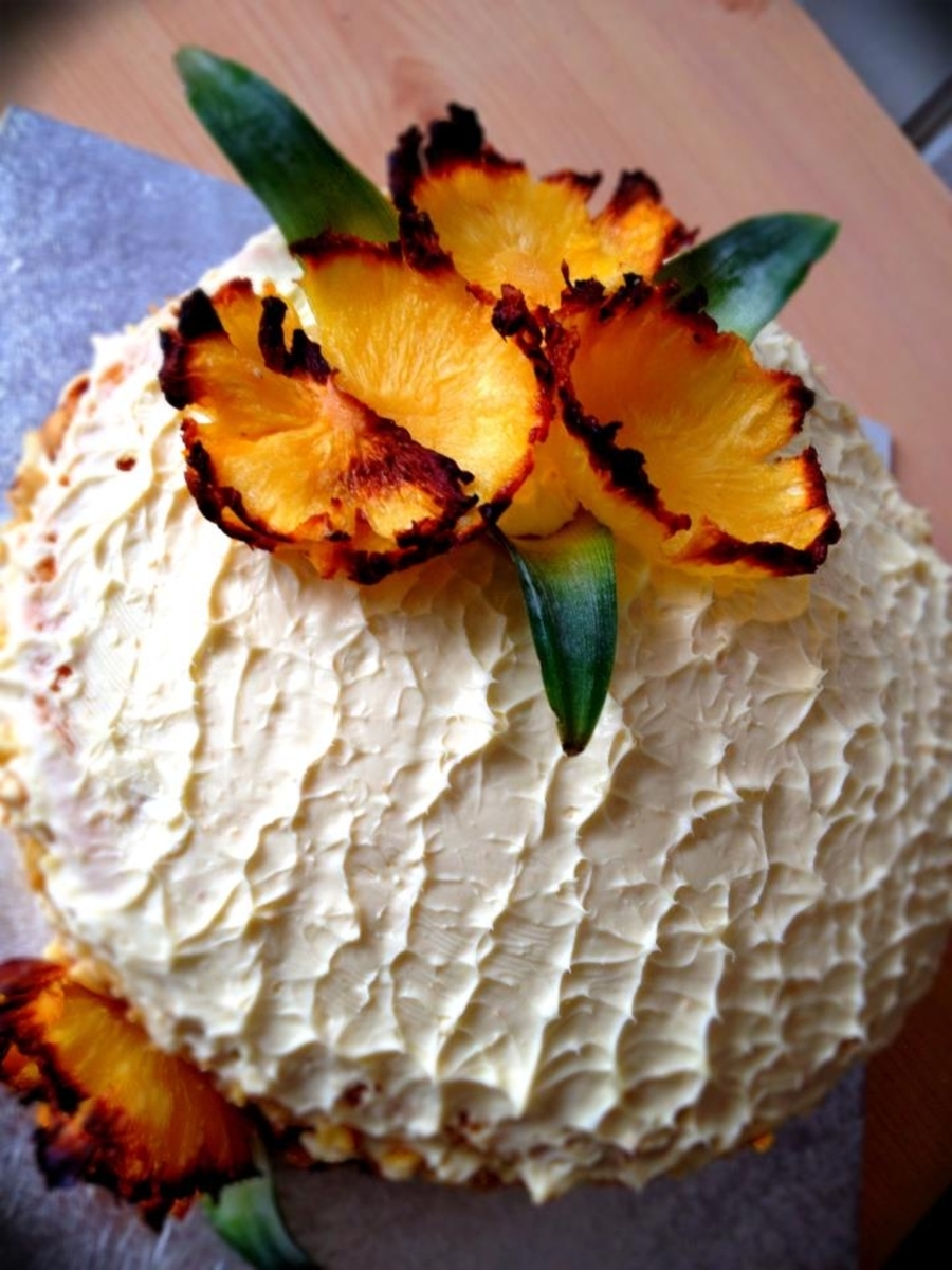 Fresh Pineapple Gateau