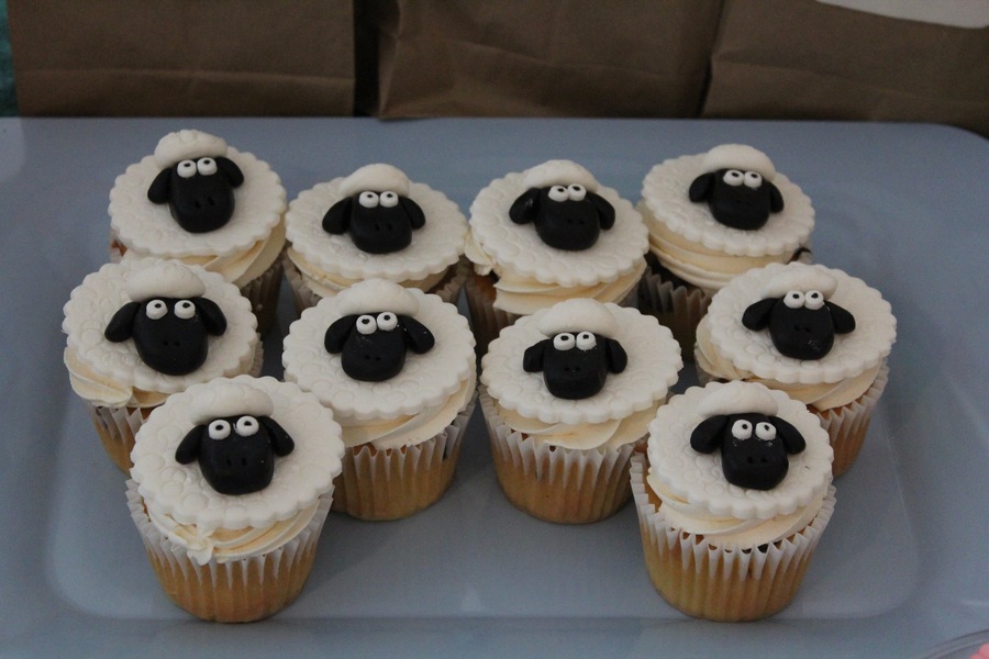 Skylanders Sheep Cupcakes - CakeCentral.com