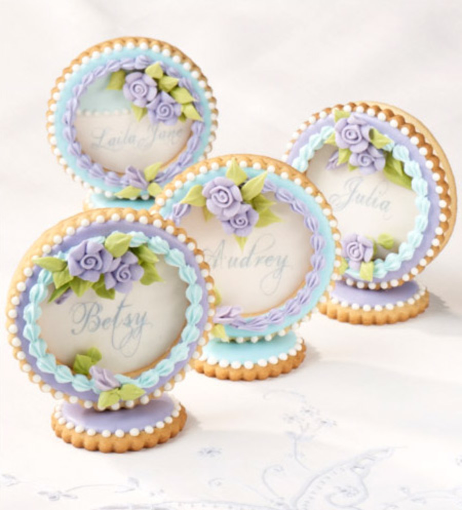 Shows Basic Sandwiched 3 D Cookie Construction Applique Work And Use Of