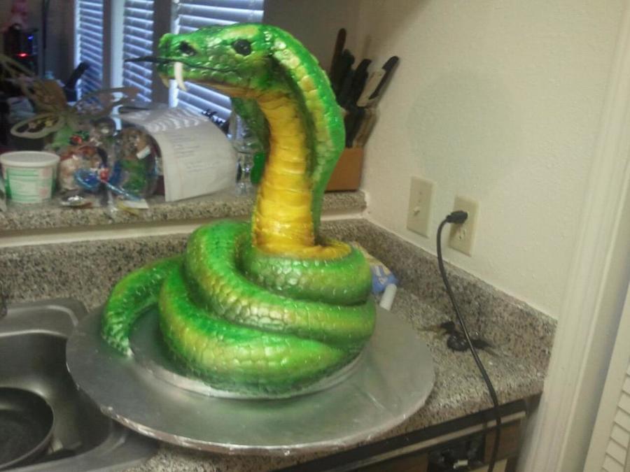 White Cake With Buttercreme Icing It Has A Pvc Structure And Rice ...