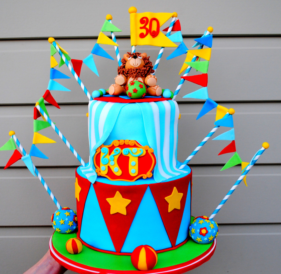 Circus Cake - CakeCentral.com