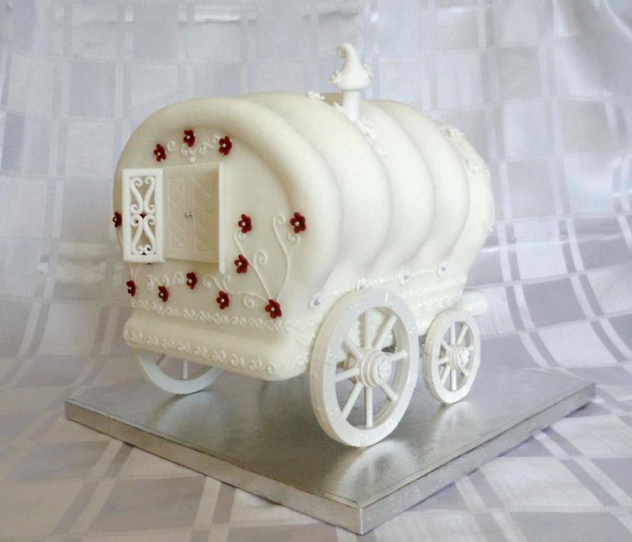 3D Gypsy Caravan Back View Carved Cake And Royal Icing Detail Veritys