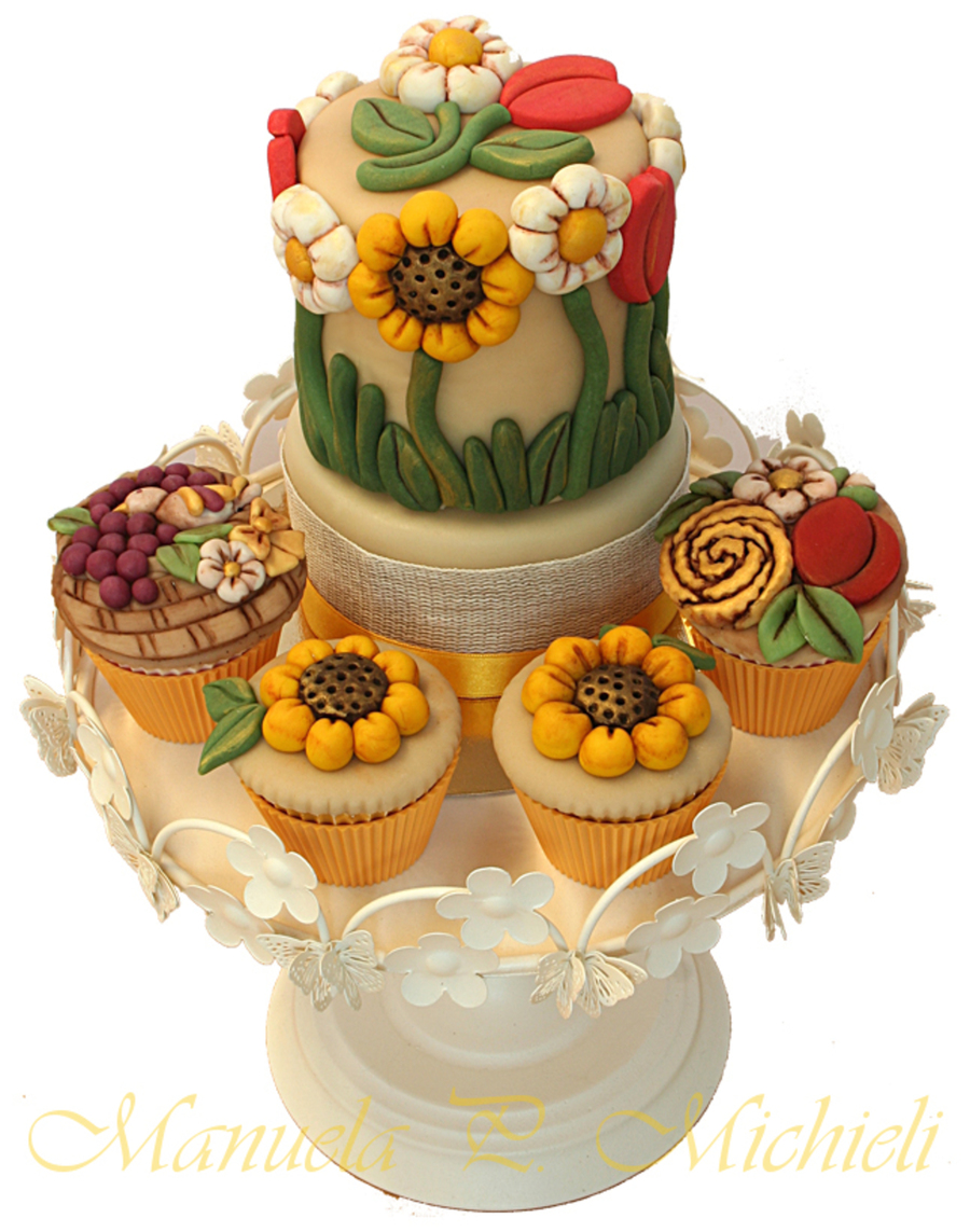 Aged Ceramic Style Cake And Cupcakes