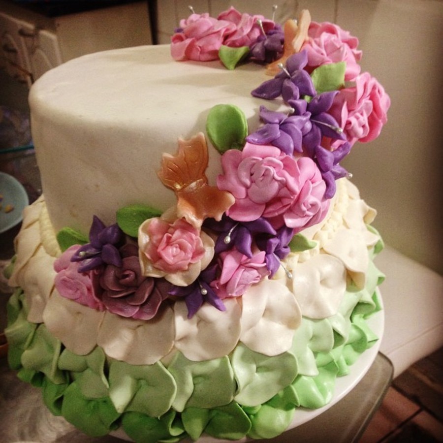 Marshmallows Fondant Round Wedding Cake Cakecentral Com