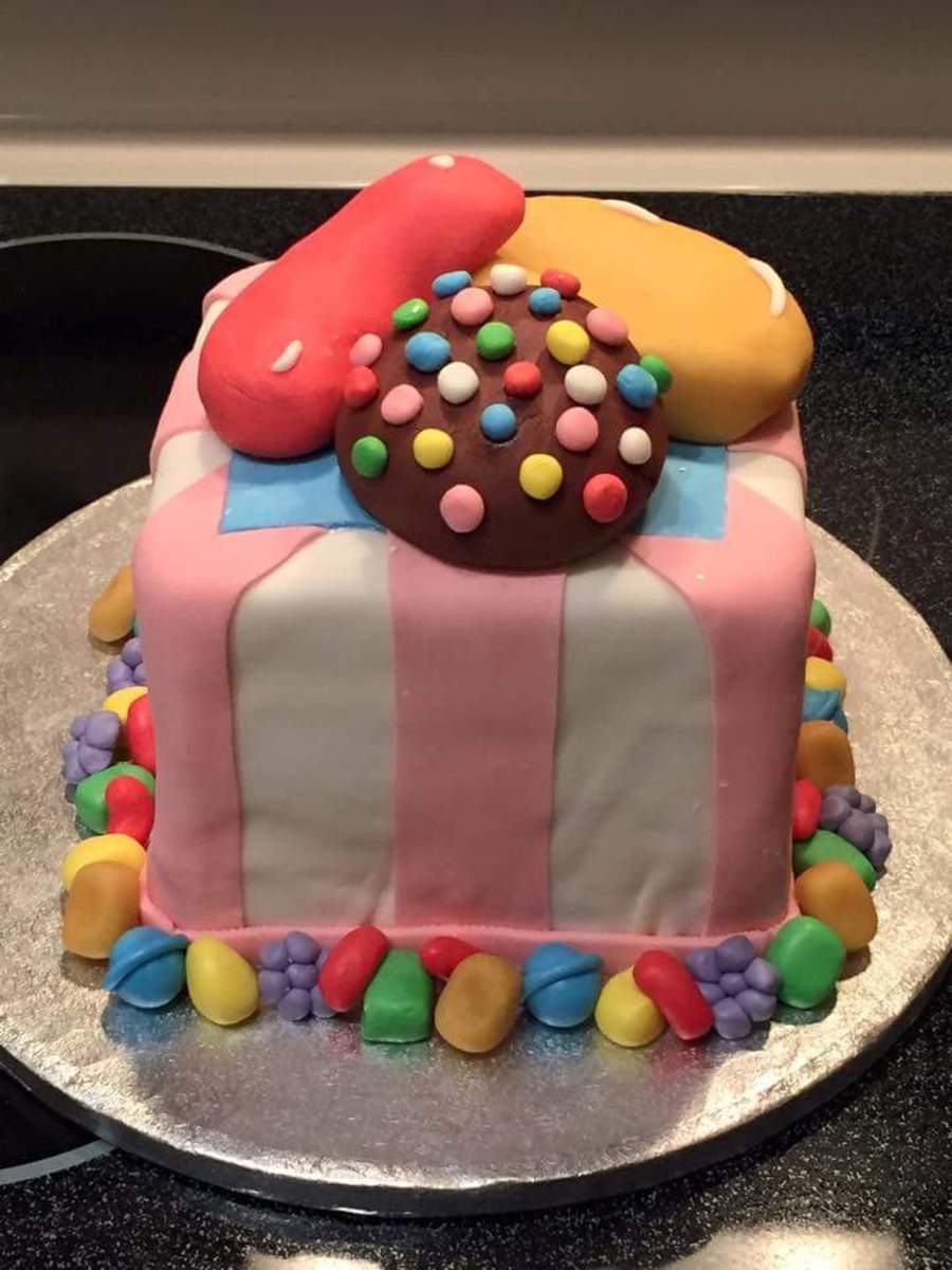 Candy Crush Cake