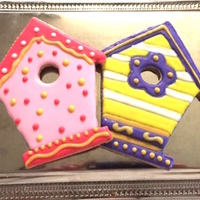 Birdhouse Cookies Simple Birdhouse cookies. Tutorial at