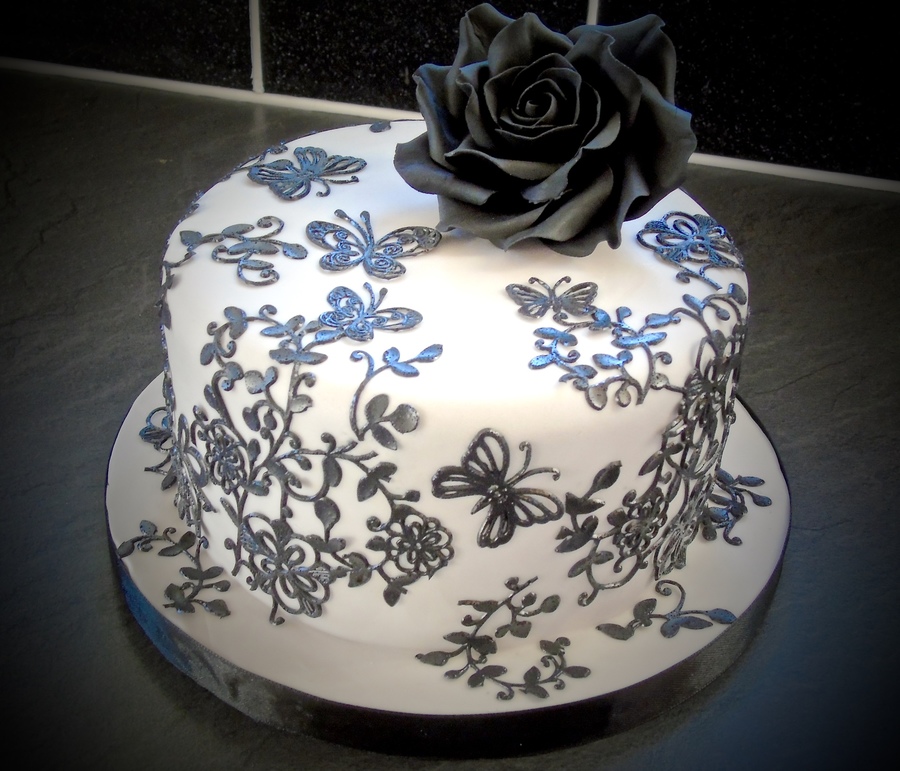 Black Rose Cake