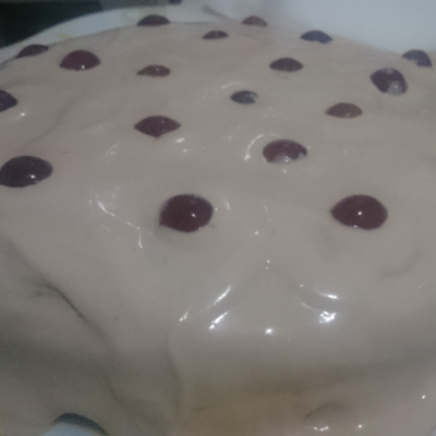 Grapes Cake With Grapes Frosting.