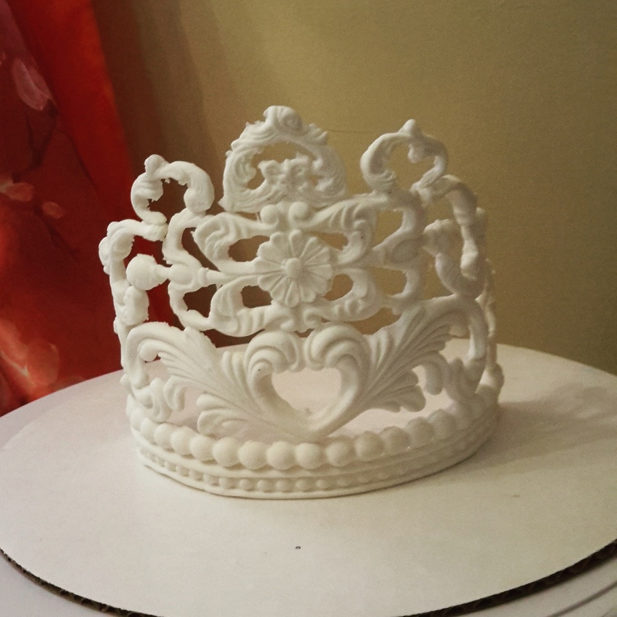 Gumpaste Crown
