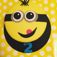Minion Cake Love the simplicity of this minion cake.. Check out/like our facebook page, its www.facebook.com/2cutecakes