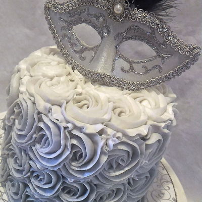 50 Shades Of Grey Themed Cake And Cupcakes