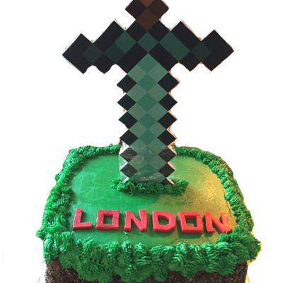 Minecraft Birthday Cake