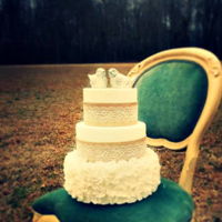 Shabby Chic Wedding Cake Vintage and elegant