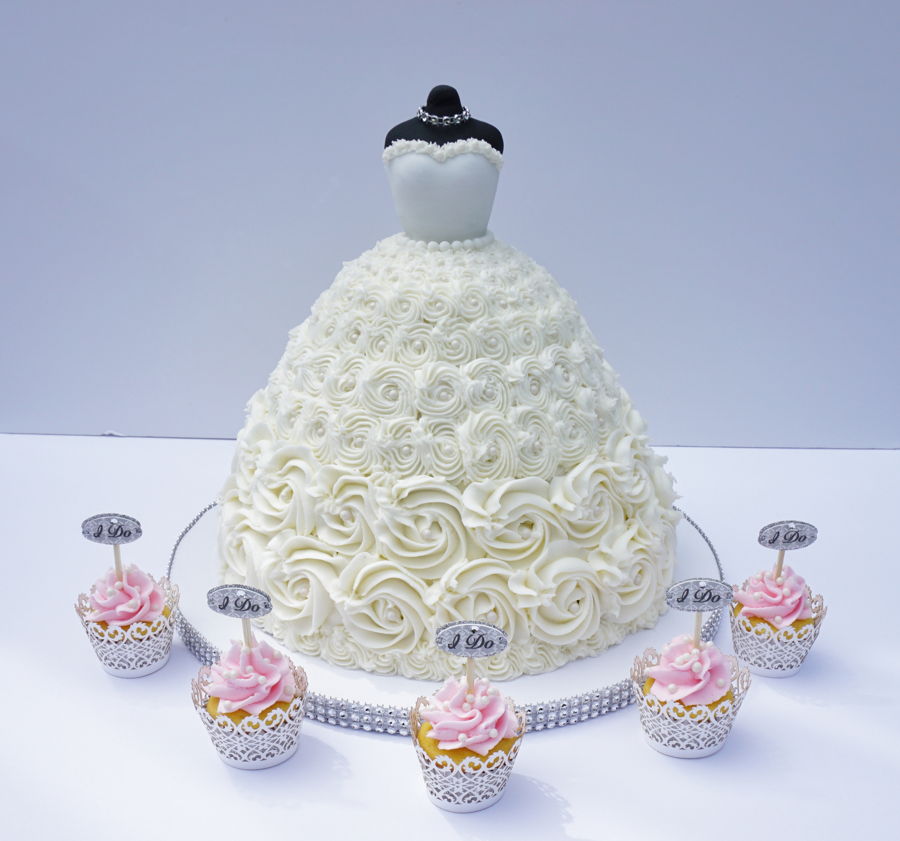 Wedding Dress Cake - CakeCentral.com