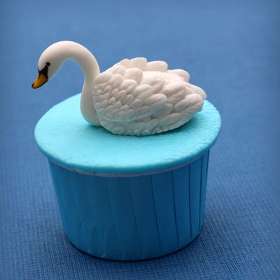 Swan Cupcake