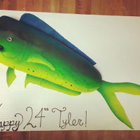 Mahi Mahi I usually don't work in fondant but loved the way the airburshing turned out!