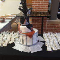 Marching Band Uniform I made this cake for my son&acute;s band banquet. I can&acute;t get over the bulge on the drum. :'( I made the plume with...