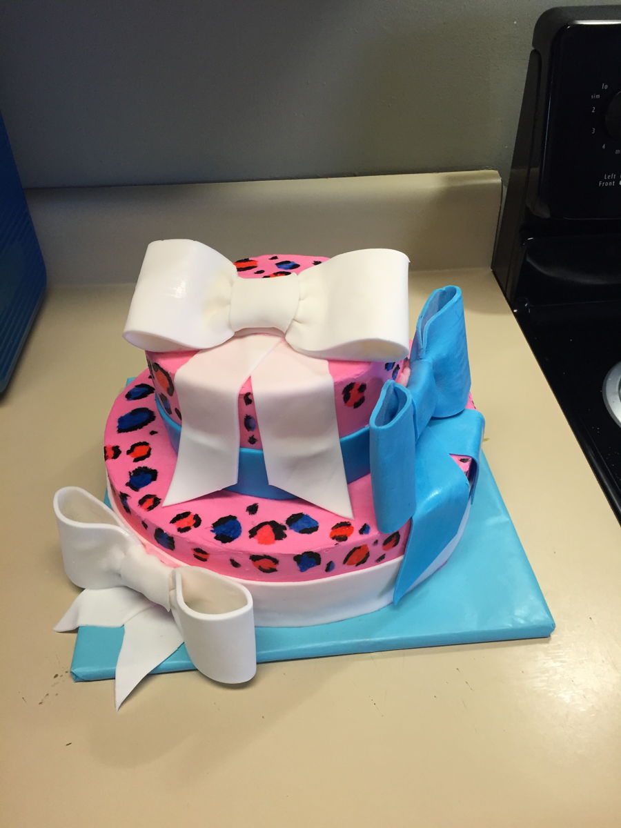 Leopard And Bows - CakeCentral.com